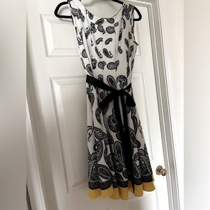 PXL- White black and yellow springtime dress